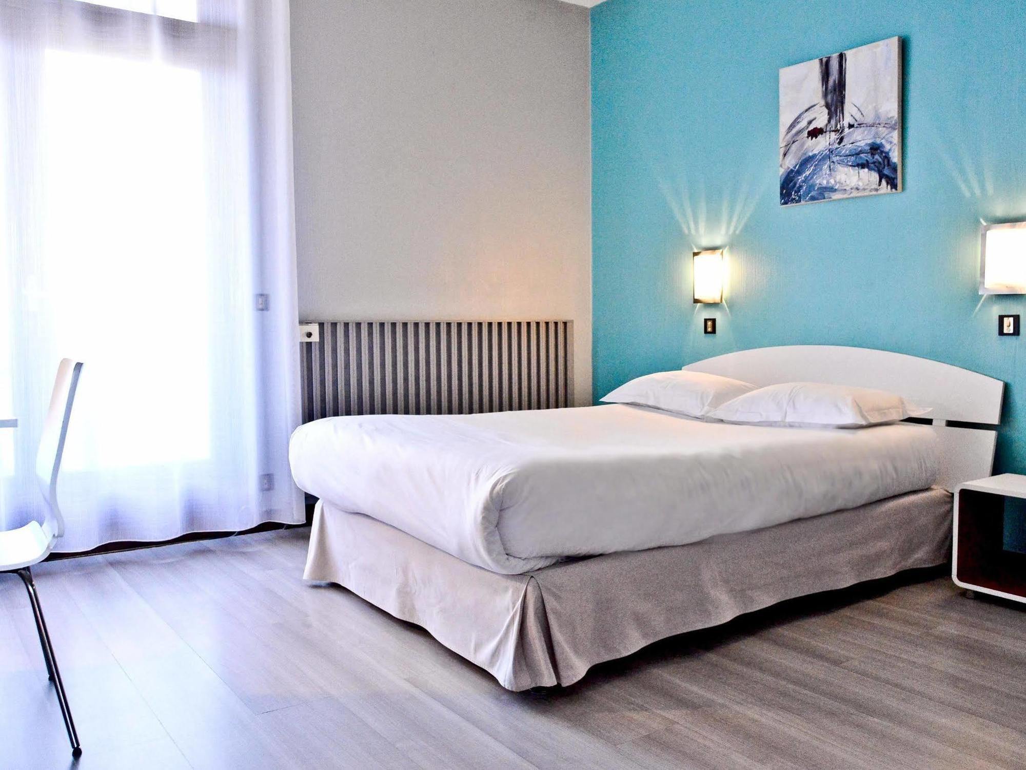 Feurs Hotel Le Comty מראה חיצוני תמונה
