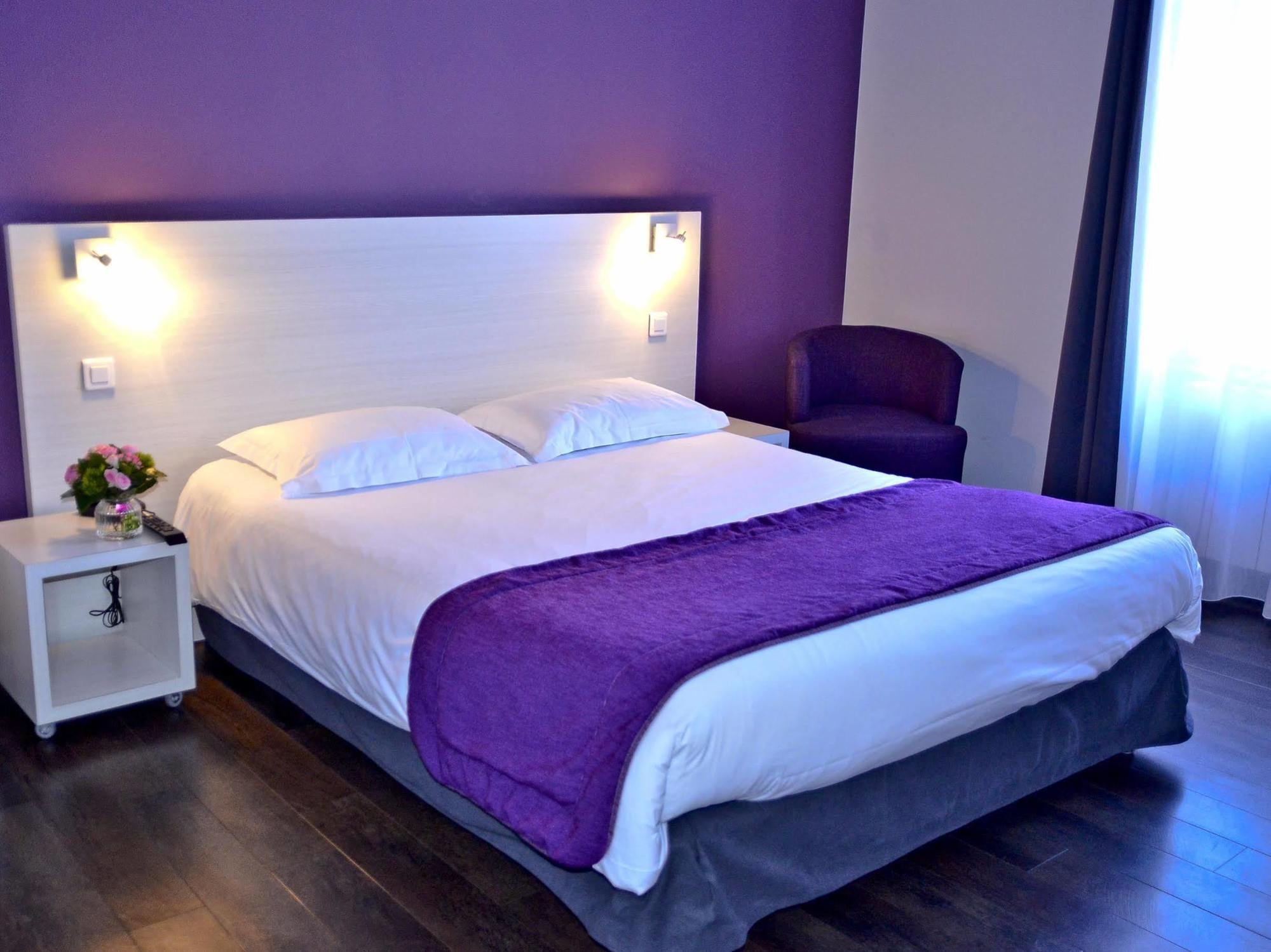 Feurs Hotel Le Comty מראה חיצוני תמונה