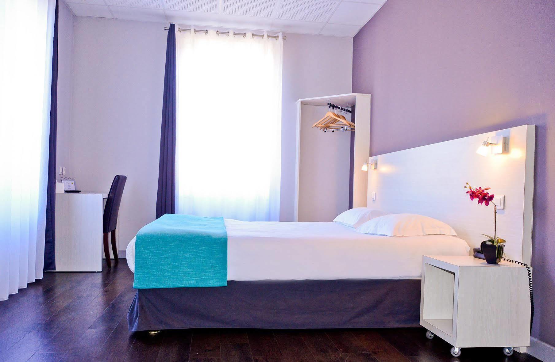 Feurs Hotel Le Comty מראה חיצוני תמונה